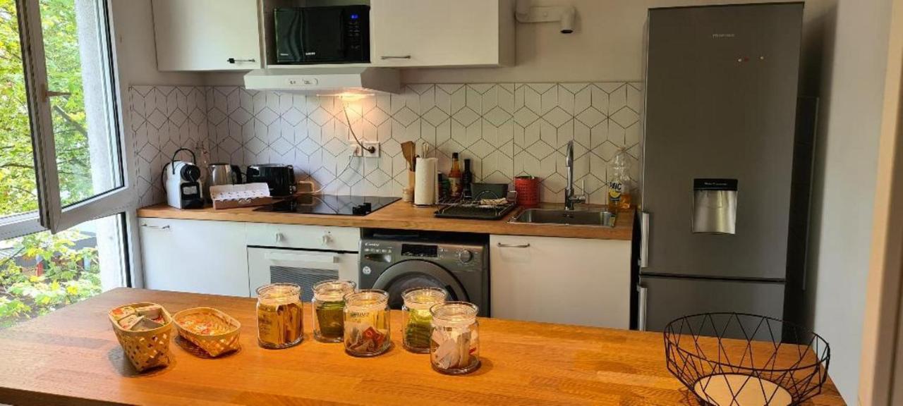 Appartement Part Dieu. Rénové Avec Box Garage Lyon
